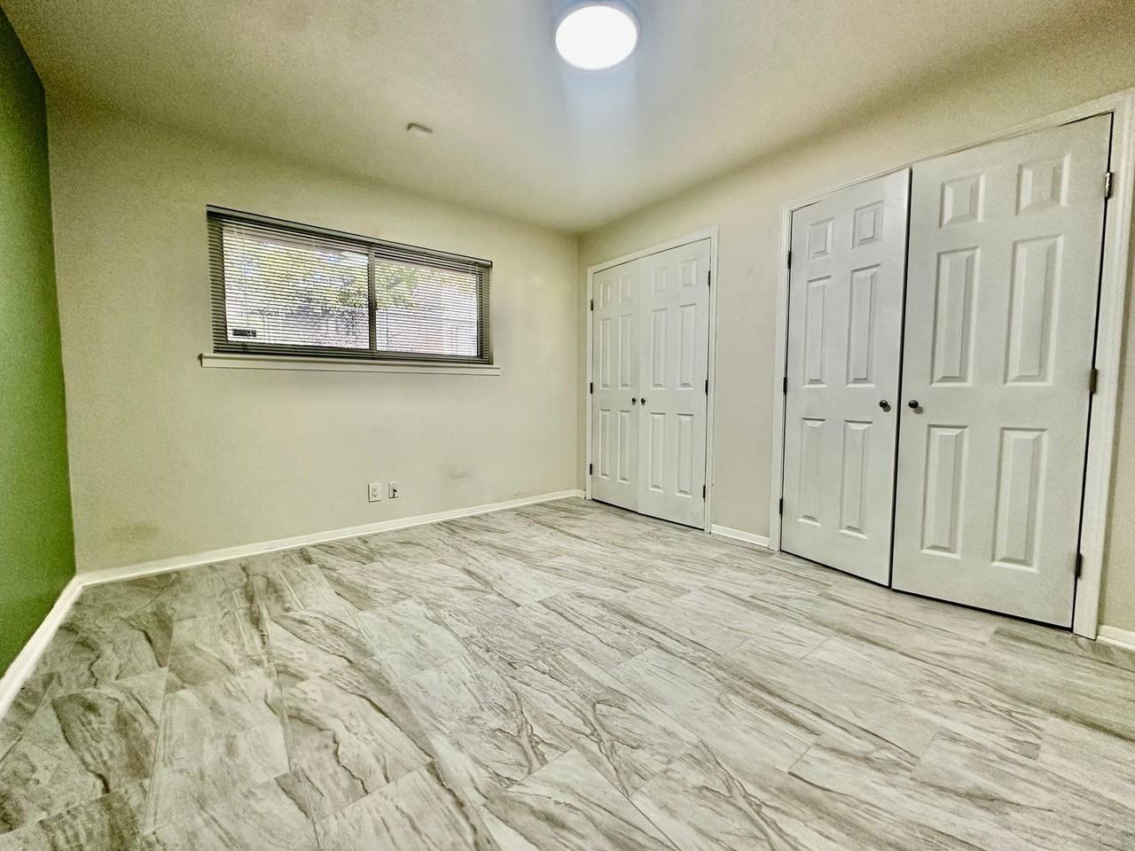 702 Smokey Mountain Dr - Photo 5 of 10