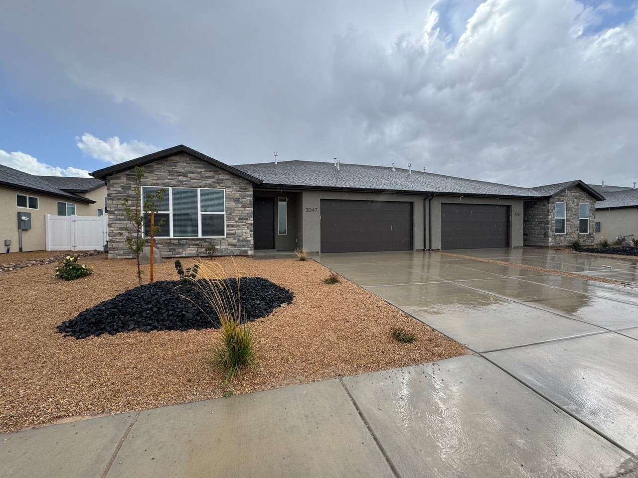 3047 W Ekko View Loop - Photo 2 of 40