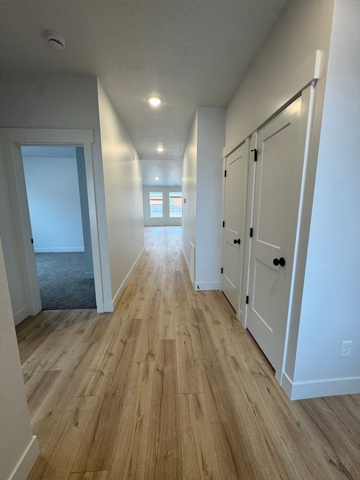 3047 W Ekko View Loop - Photo 4 of 40