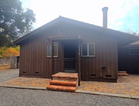 I Street Cottage - Photo 1 of 1