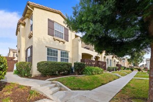featured image of 41945 Davenport Way