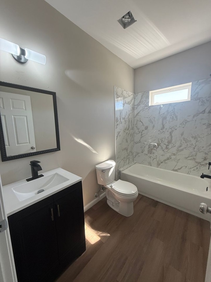 3215 Central Ave #B - Photo 4 of 4