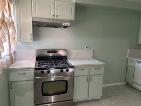911 E La Verne Ave - Photo 1 of 1