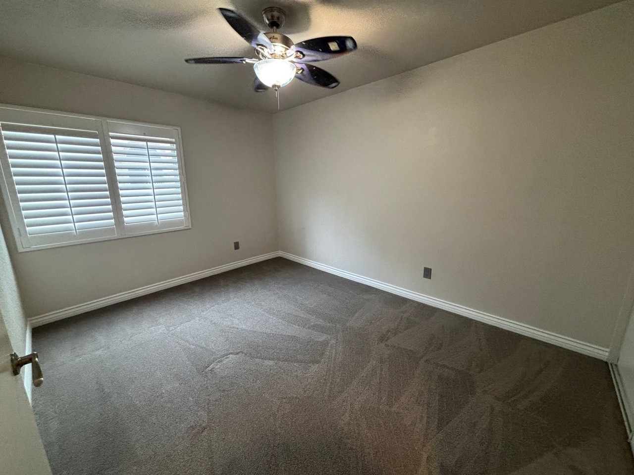 25124 Steinbeck Ave #F - Photo 6 of 12