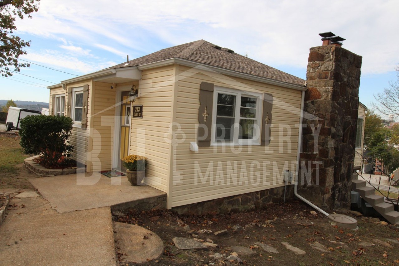 243 Taney St - Photo 2 of 18