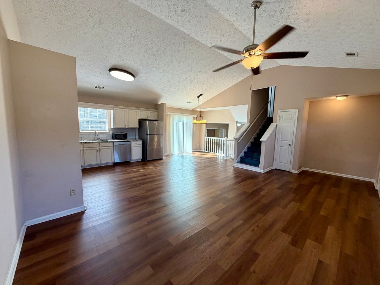 307 Mill Glen Ct - Photo 7 of 28
