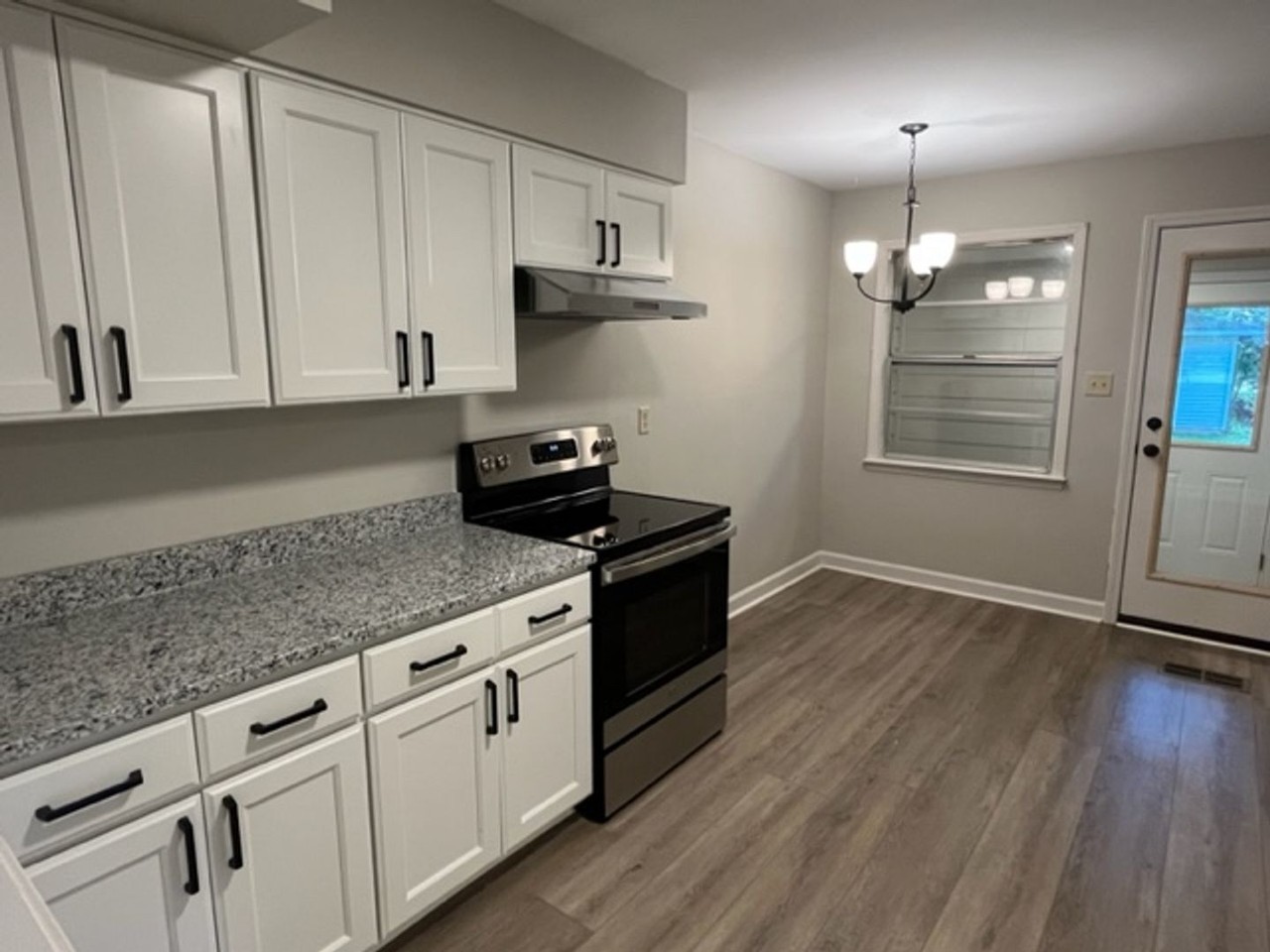 2120 Mount Pleasant Rd - Photo 5 of 11