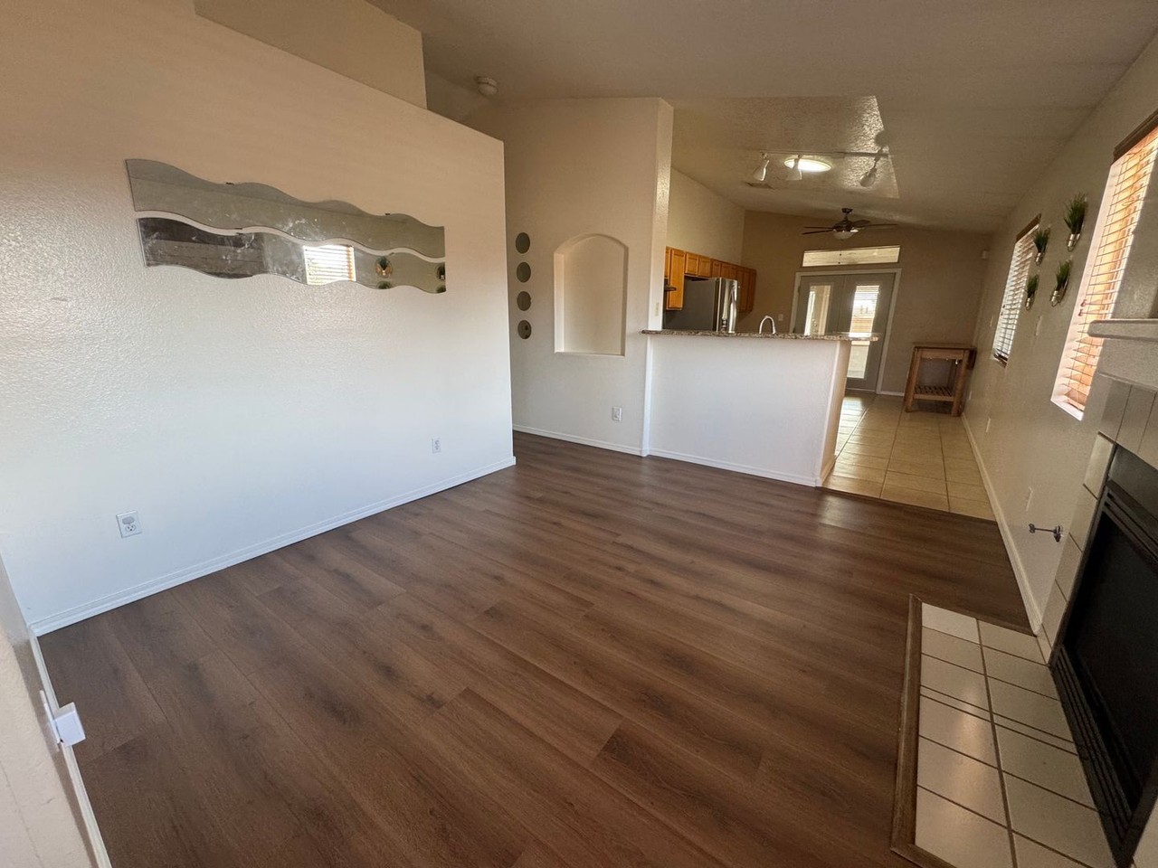 6140 Ursa Ave Nw - Photo 4 of 15