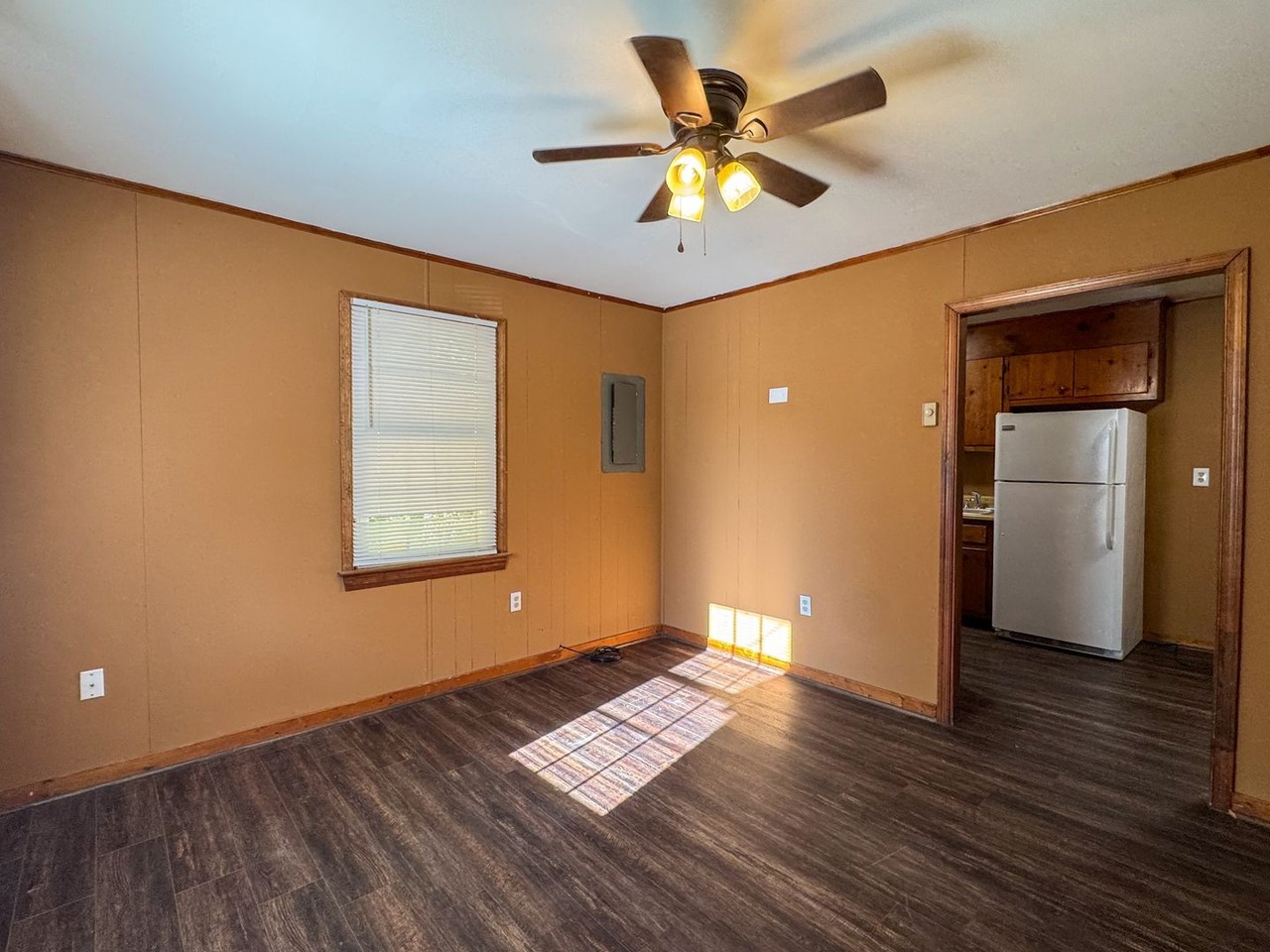 2220A Dellrose Dr - Photo 3 of 19