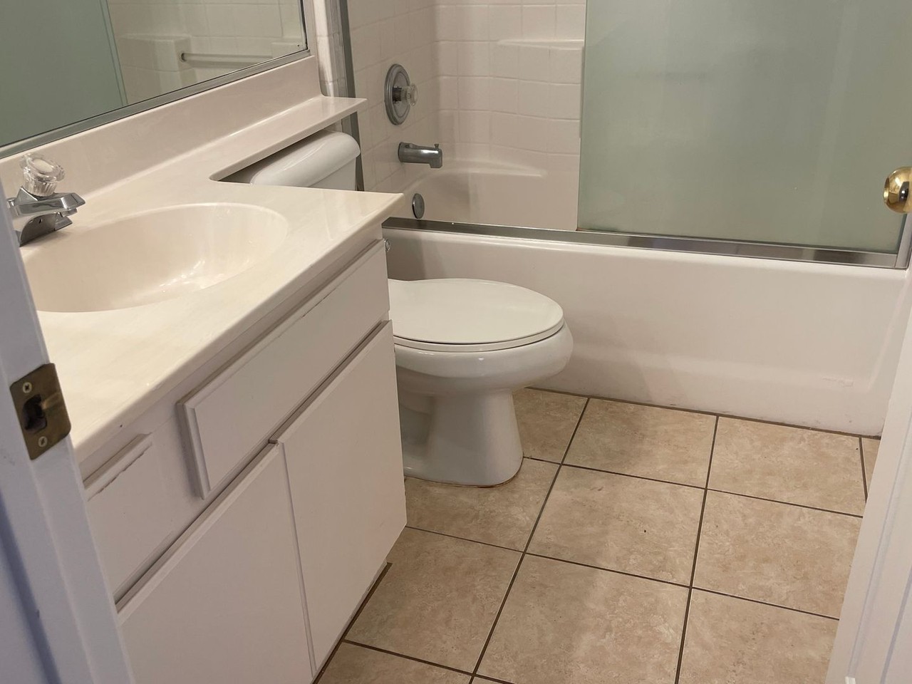 13525 Lakeside Dr - Photo 7 of 15