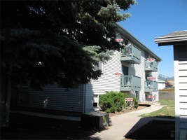 featured image of 2643 Acacia Ave