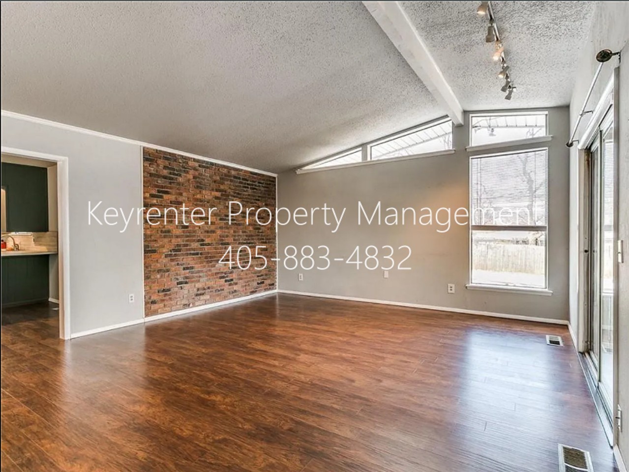 507 Ne 61st St - Photo 4 of 18