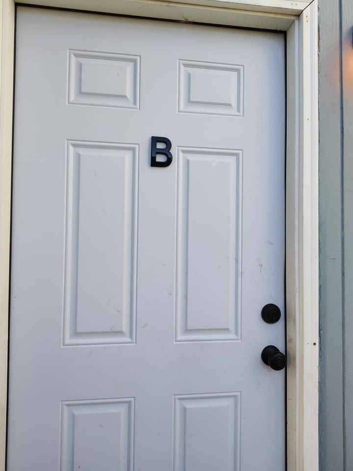 824 W Marion St #B - Photo 7 of 20