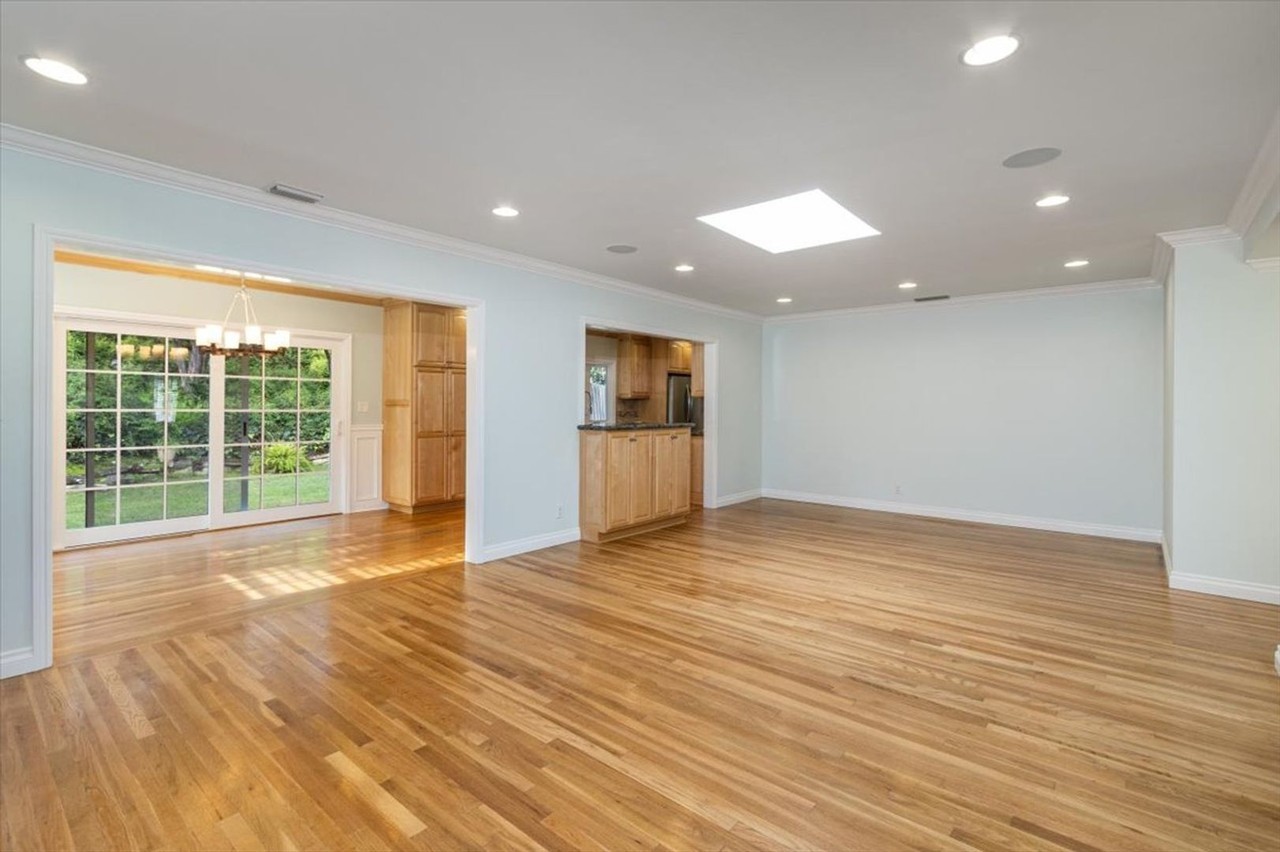 26961 Basswood Ave - Photo 6 of 31