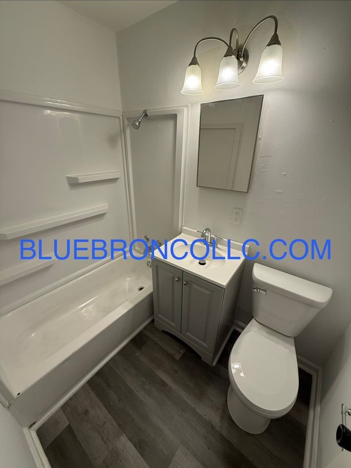 6207 E 152nd St - Photo 5 of 8