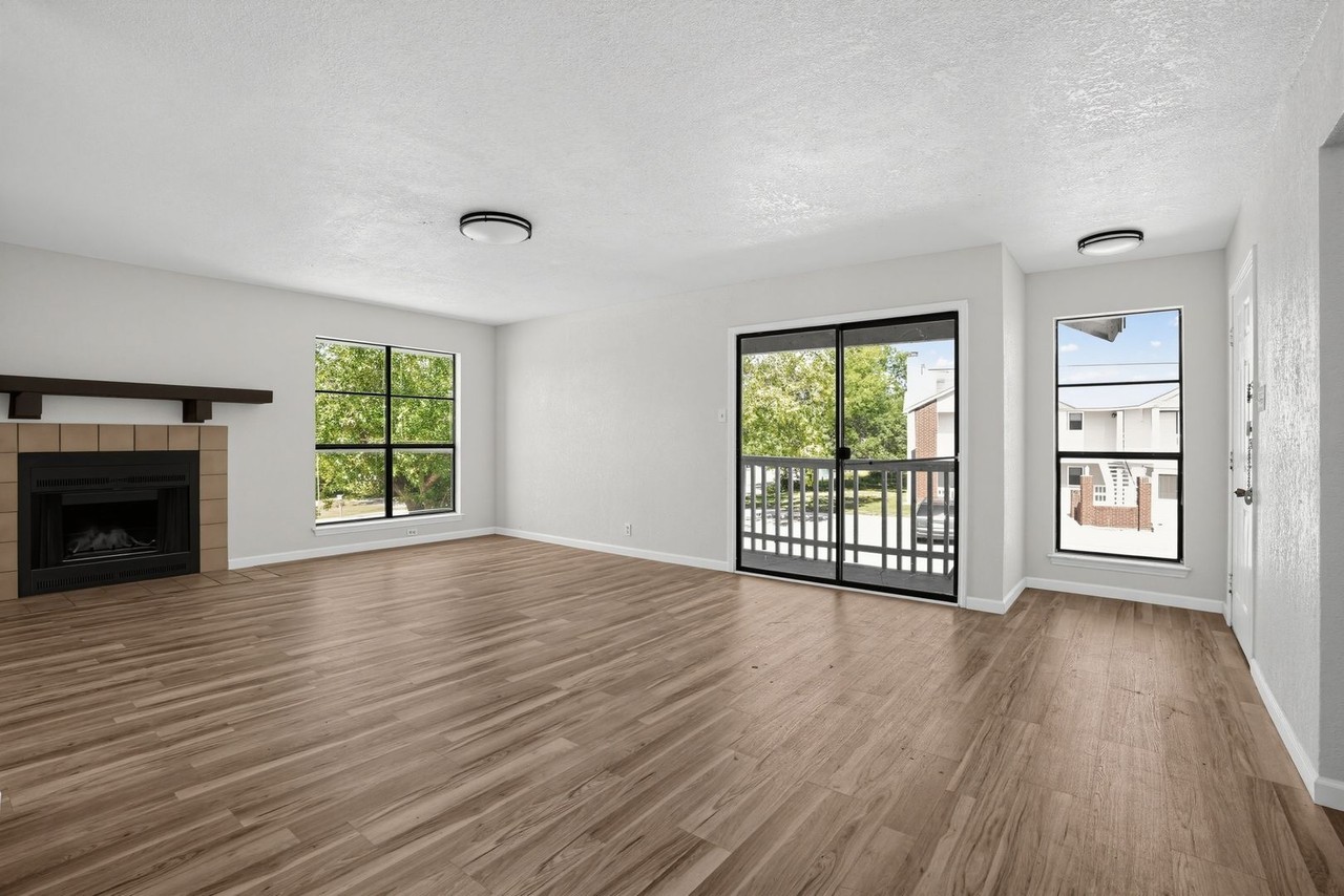 814 Station St #4 - Photo 2 of 18