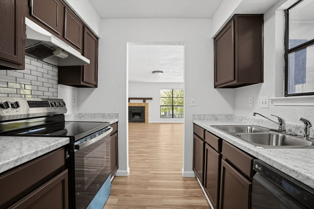 814 Station St #4 - Photo 7 of 18