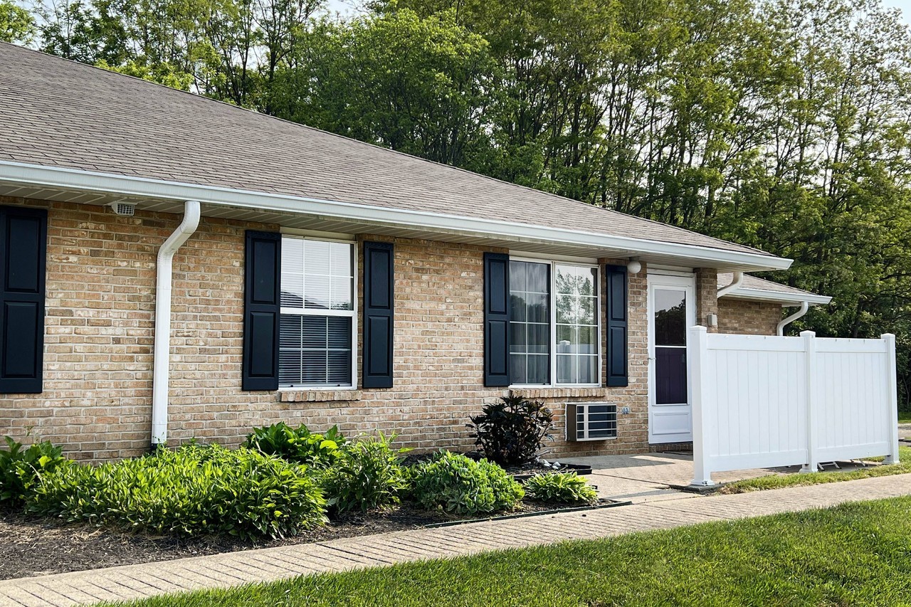 Wyndemere Apartments - Photo 4 of 50