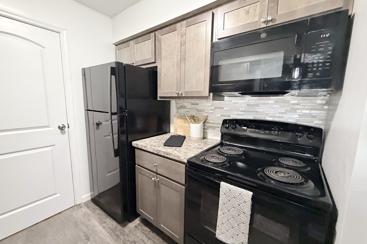 Steeplechase Apartments - Photo 6 of 50
