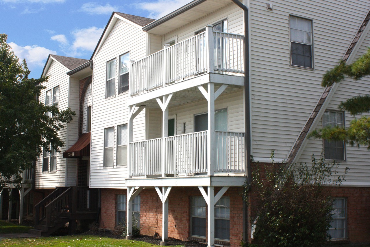Knobs Pointe Apartments - Photo 7 of 49