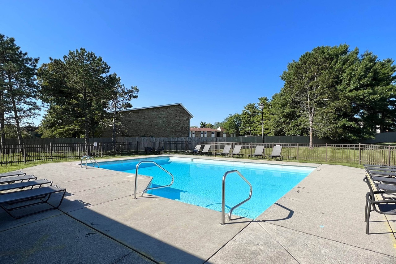 Eagle Crest Apartments - Photo 7 of 50