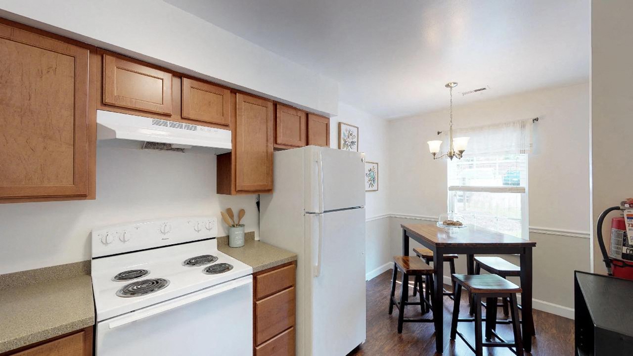 Walnut Creek Townhomes - Photo 6 of 50