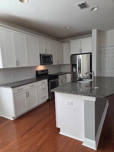 3056 Grand Bay Ln - Photo 4 of 19