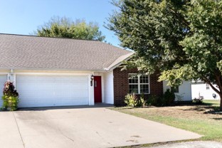 2230 S Country Club Dr - Photo 1 of 1