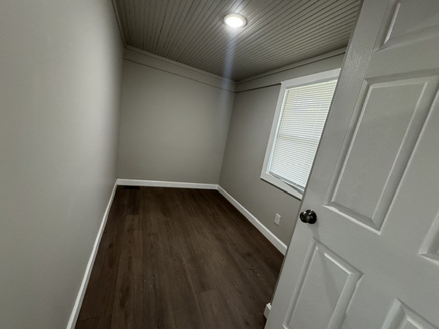 1130 W 2nd St - Photo 6 of 8