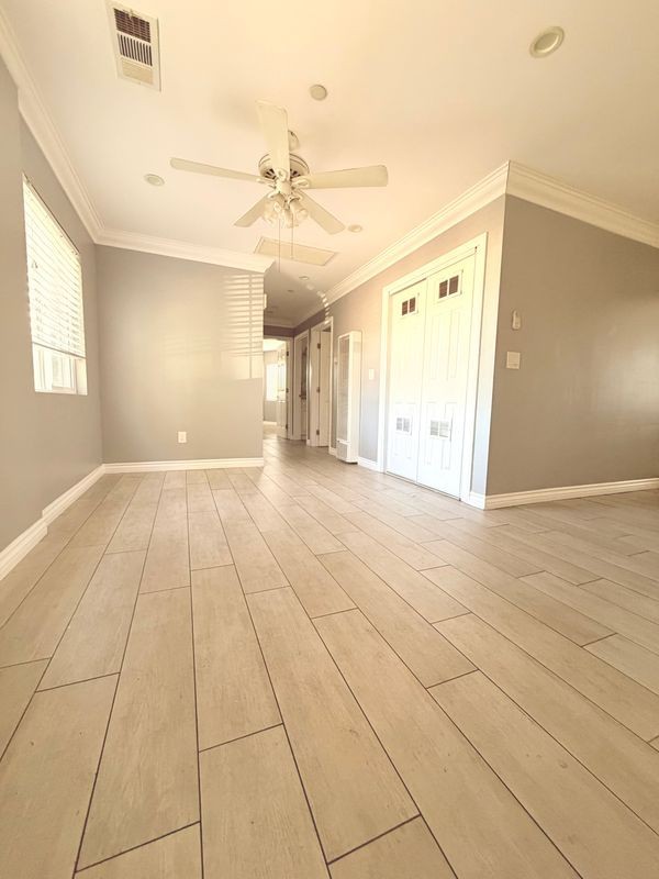 575 E Hyde Park Blvd ##C - Photo 3 of 10