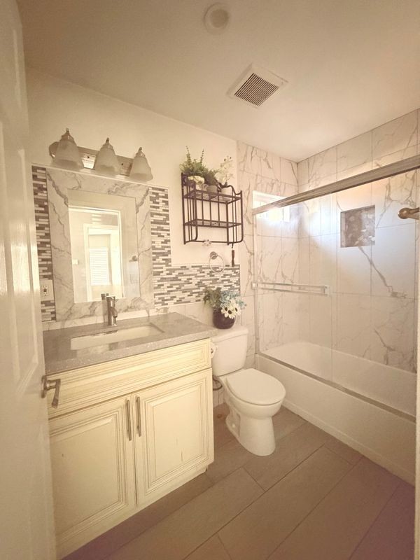575 E Hyde Park Blvd ##C - Photo 4 of 10