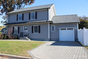 featured image of 800 Drake Ave