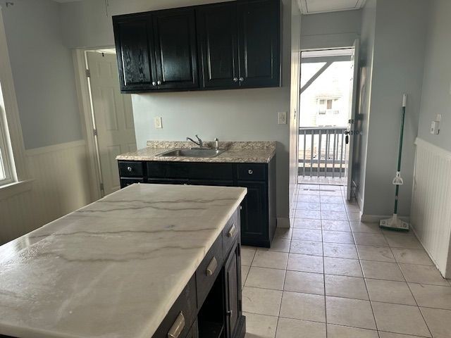 2080 Seaview Ave - Photo 2 of 3