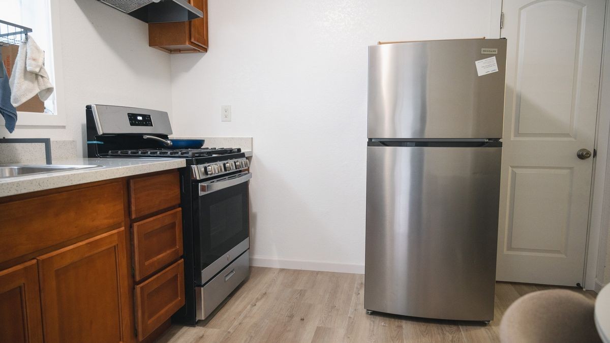 2871 38th Ave ##A - Photo 3 of 9