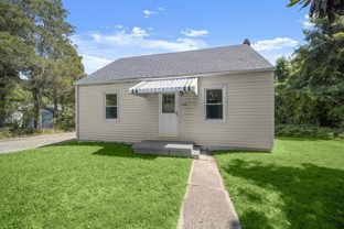 7520 Burgess Ln - Photo 1 of 1