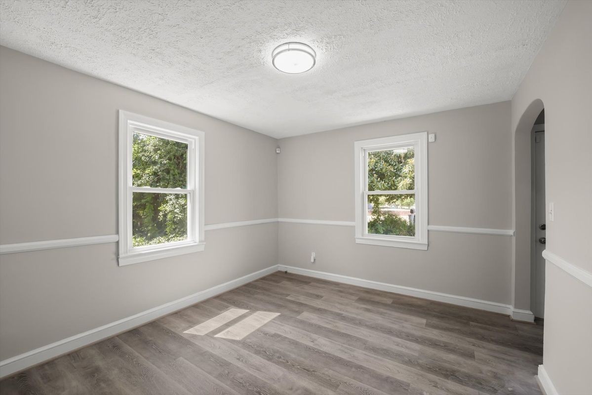 7520 Burgess Ln - Photo 3 of 20