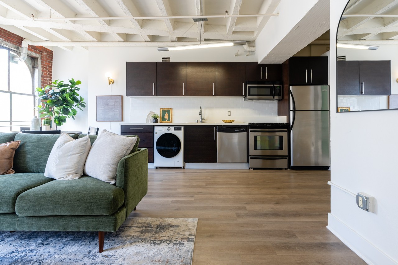 Jaide Lofts - Photo 3 of 26