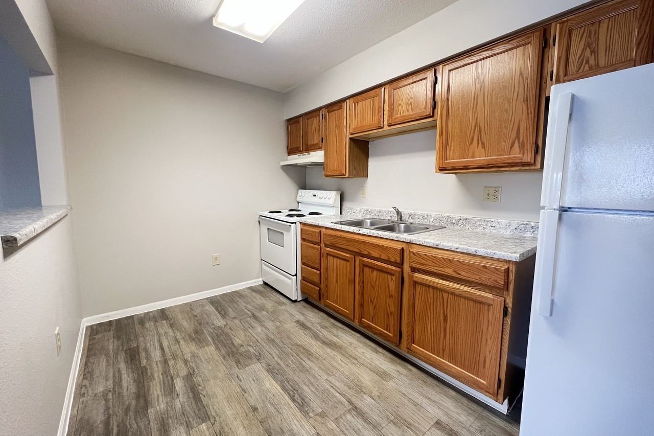 North Park Apartments - Photo 6 of 46