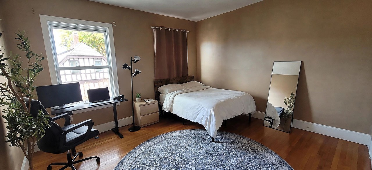 31 Saint Lukes Rd - Photo 7 of 12