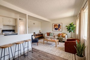 featured image of 1841 S Irving Ave