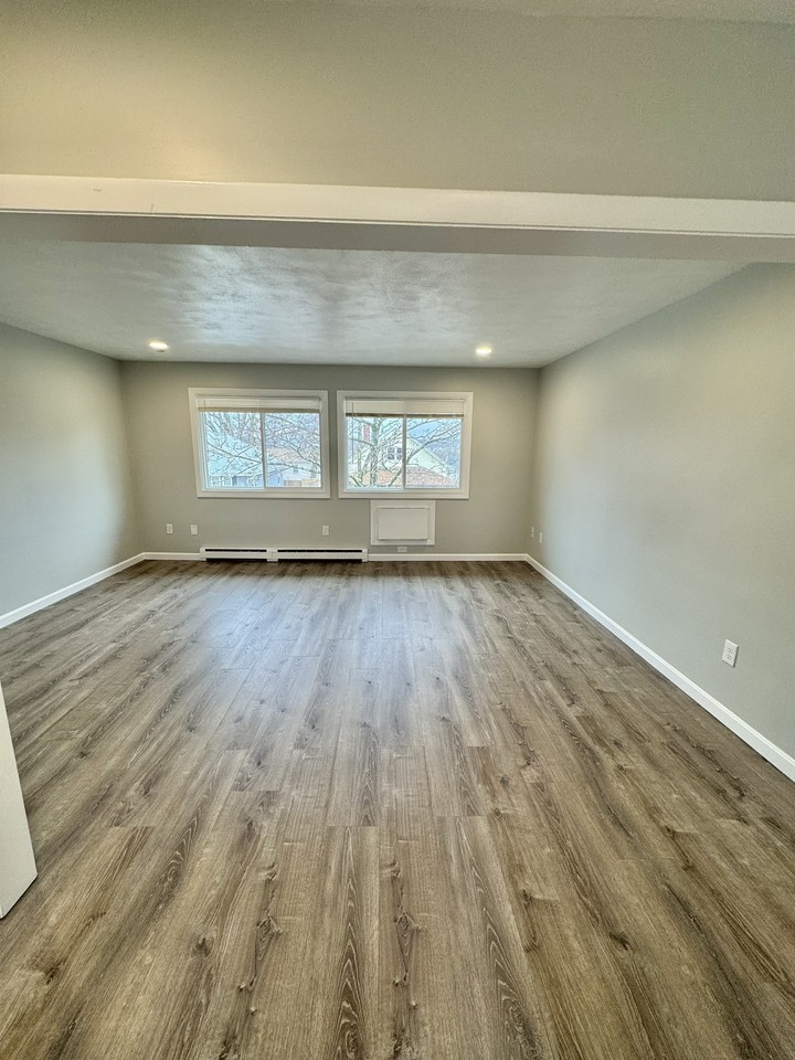 151 Delmont Ave #4 - Photo 3 of 8