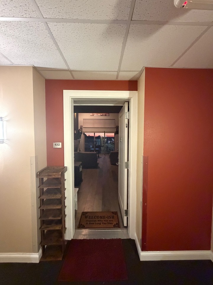 141 Main St #1 - Photo 4 of 27