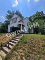 featured image of 932 Crescent St Ne
