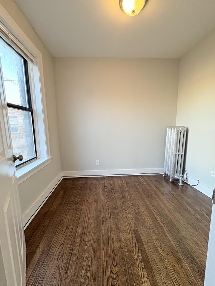 6949 S Paxton Ave #3C - Photo 7 of 14