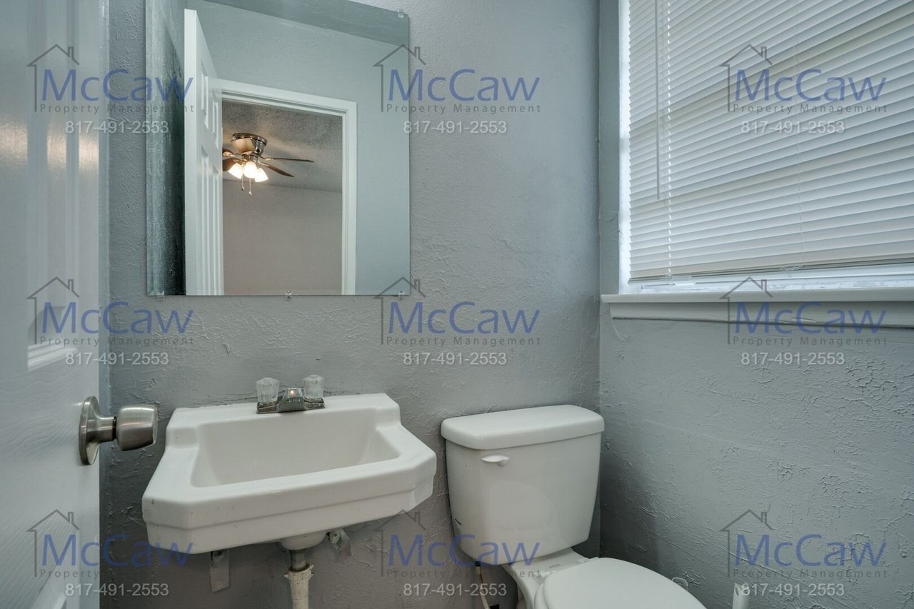 1506 Grayfox Pl - Photo 7 of 17