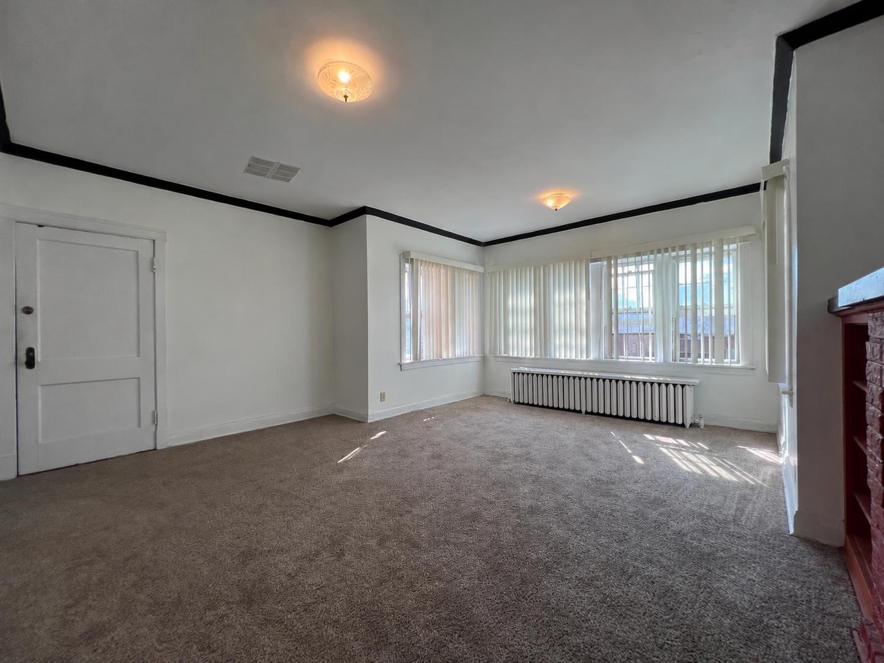 1905 Elmwood Ave #2 - Photo 4 of 16