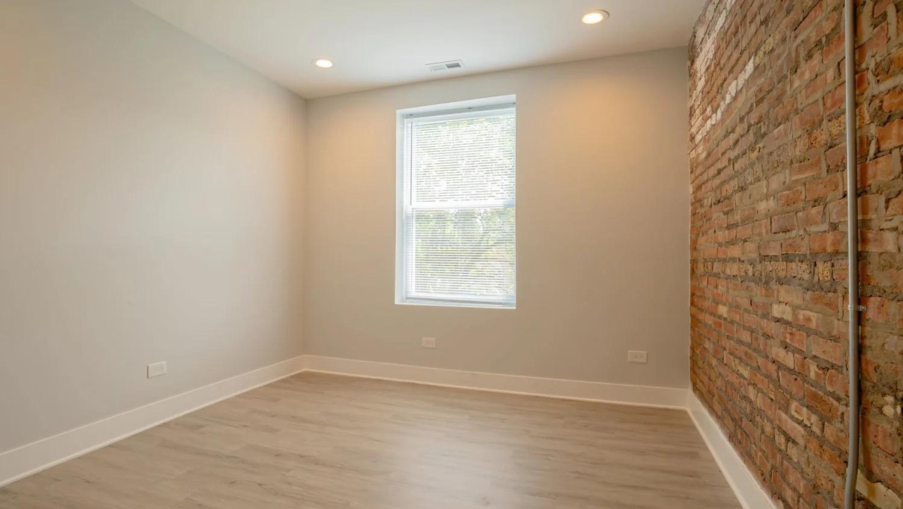 1600 W Wallen Ave #2 - Photo 5 of 13