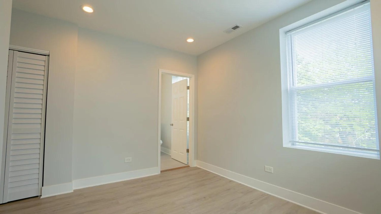 1600 W Wallen Ave #2 - Photo 7 of 13