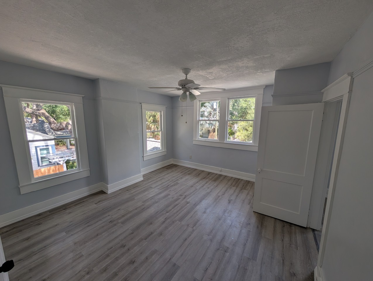 1900 W Jetton Ave #2 - Photo 3 of 14