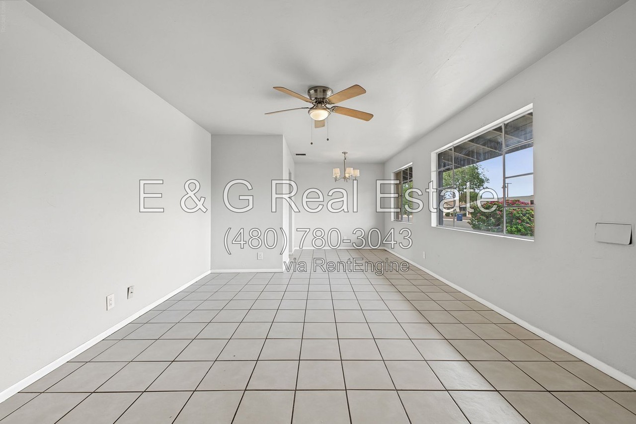 543 W 19th St - Photo 6 of 33